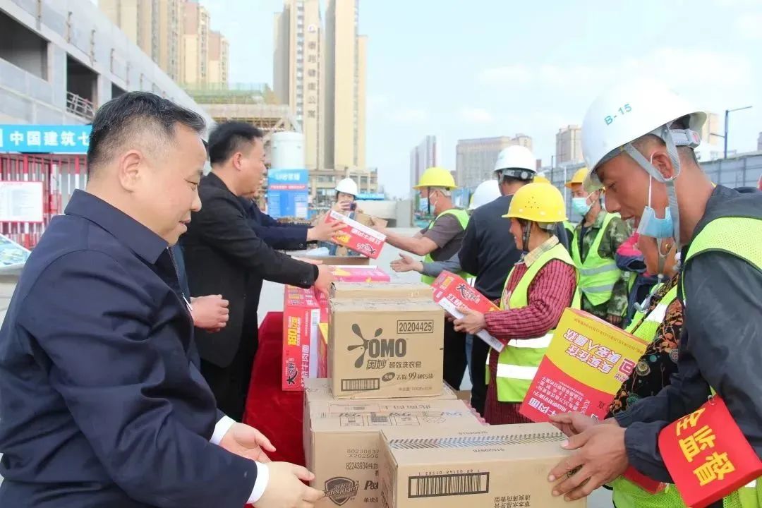 1680420567469698.jpg 6b30b7f7d039df371733908802ae4b29.jpg